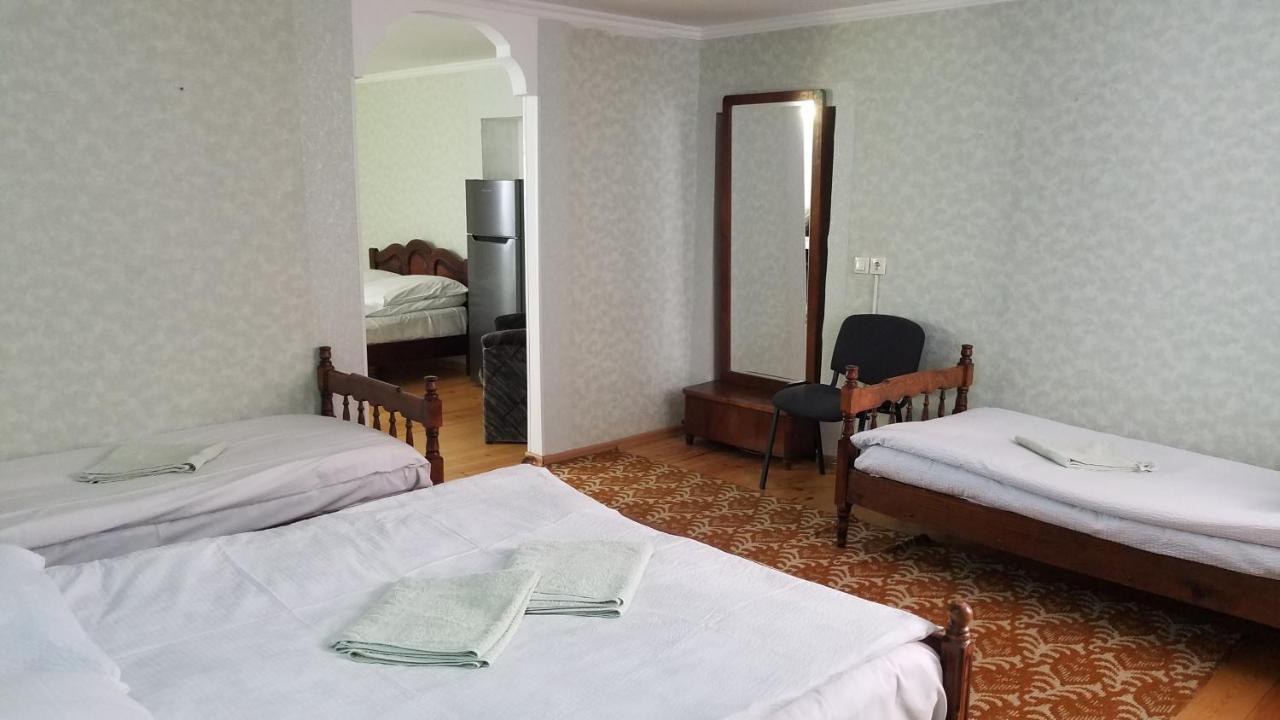 Guest House Green Rose Borjomi Exterior foto