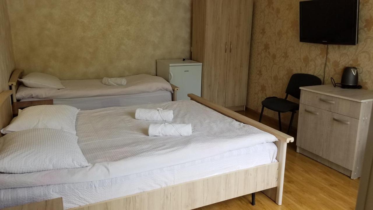 Guest House Green Rose Borjomi Exterior foto
