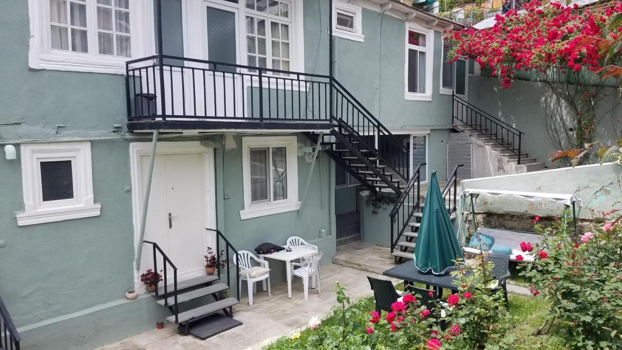 Guest House Green Rose Borjomi Exterior foto